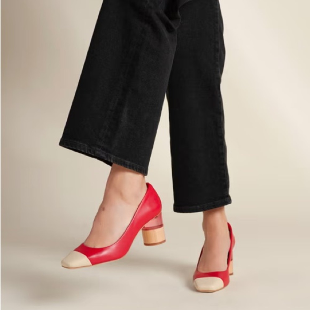 Charlotte Stone begonia and oat Block Heel Pumps